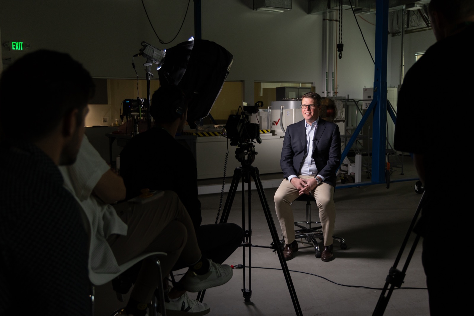 CesiumAstro — on set
